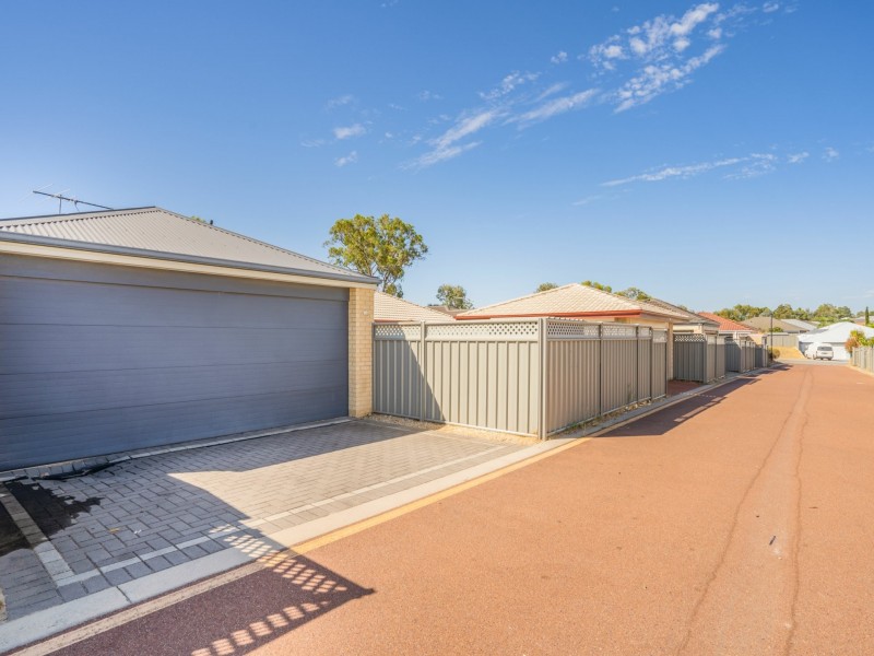 22 Beauchamp Loop, Wellard WA 6170