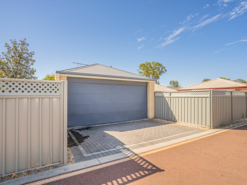 22 Beauchamp Loop, Wellard WA 6170