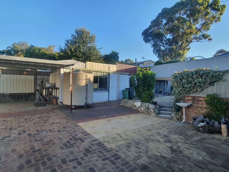 23 Kirkland Way, Parmelia WA 6167