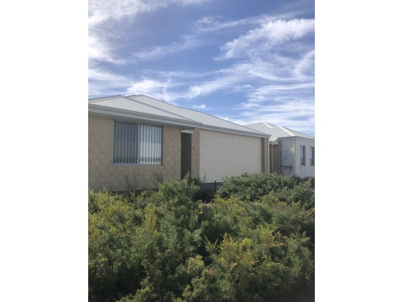 130 Sapphire Chase, Wellard WA 6170