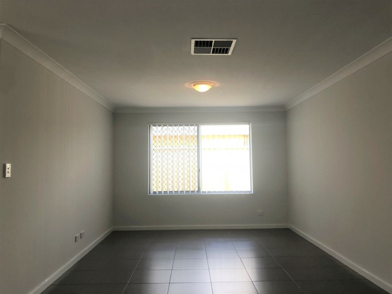 130 Sapphire Chase, Wellard WA 6170