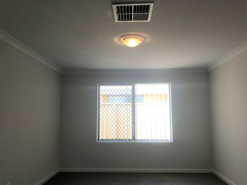 130 Sapphire Chase, Wellard WA 6170