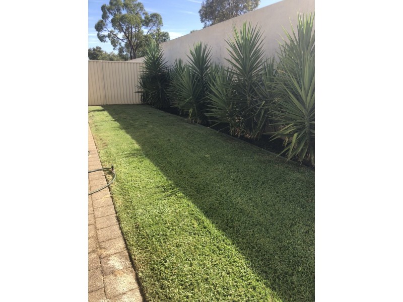 130 Sapphire Chase, Wellard WA 6170