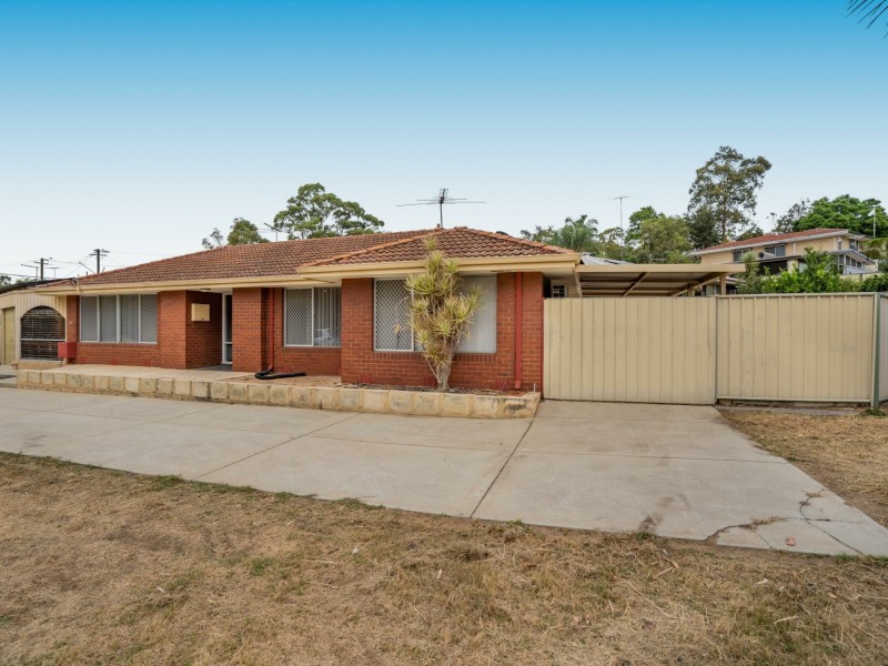 31 Crawford Road, Orelia WA 6167