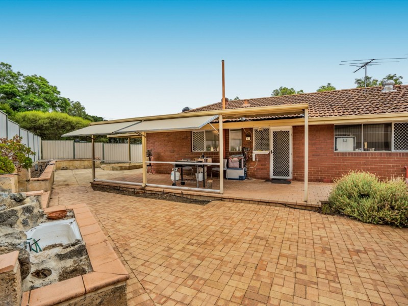 31 Crawford Road, Orelia WA 6167