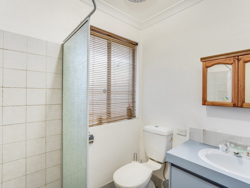 1 Cessford Close, Leda WA 6170