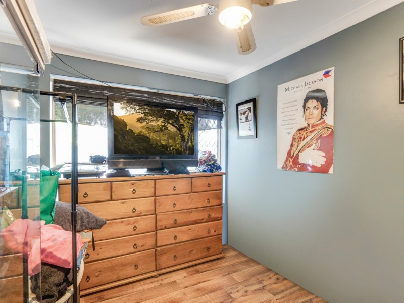 1 Cessford Close, Leda WA 6170