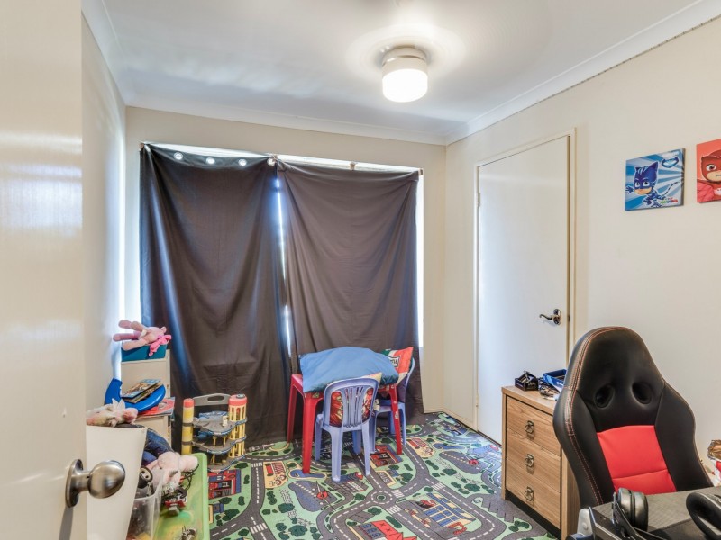 1 Cessford Close, Leda WA 6170