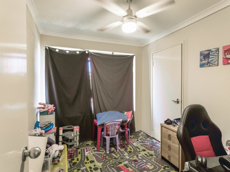 1 Cessford Close, Leda WA 6170