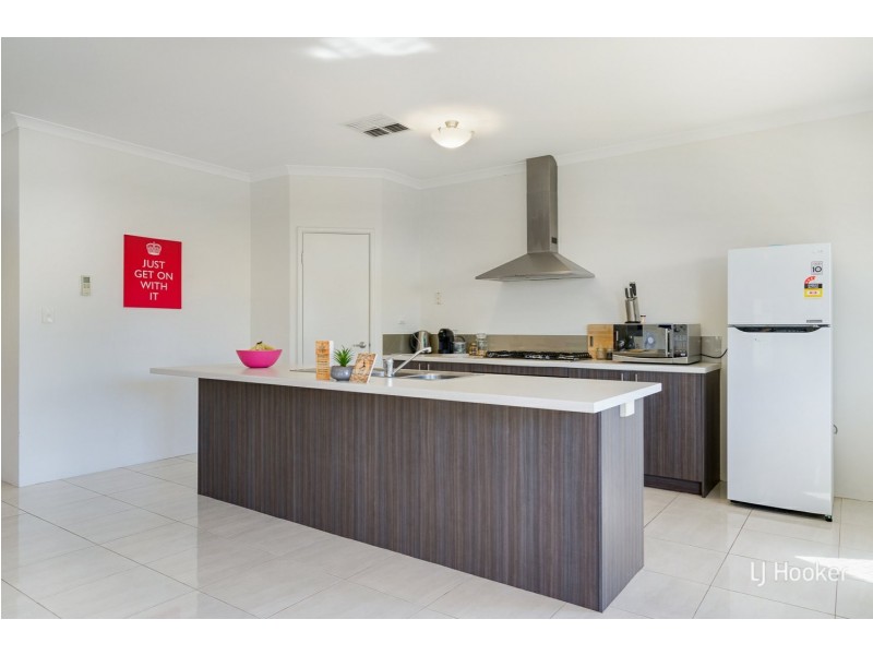13 Ravensfield Road, Baldivis WA 6171