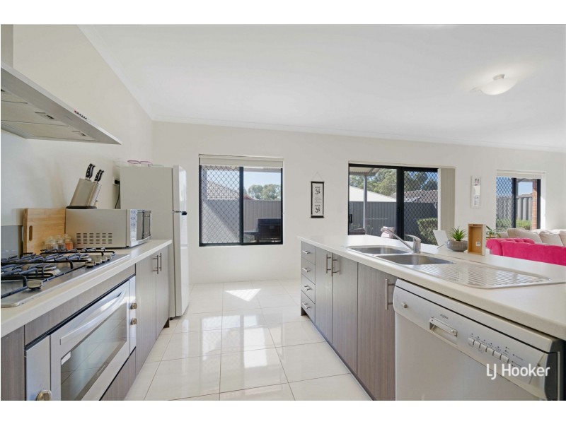 13 Ravensfield Road, Baldivis WA 6171