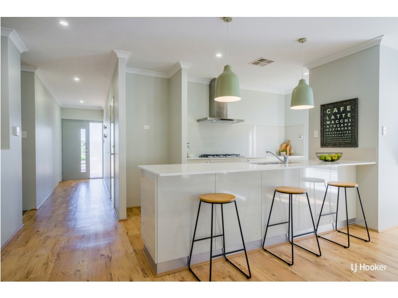 9 Melksham Way, Wellard WA 6170