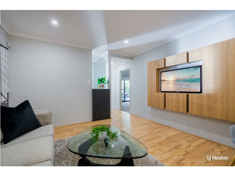9 Melksham Way, Wellard WA 6170