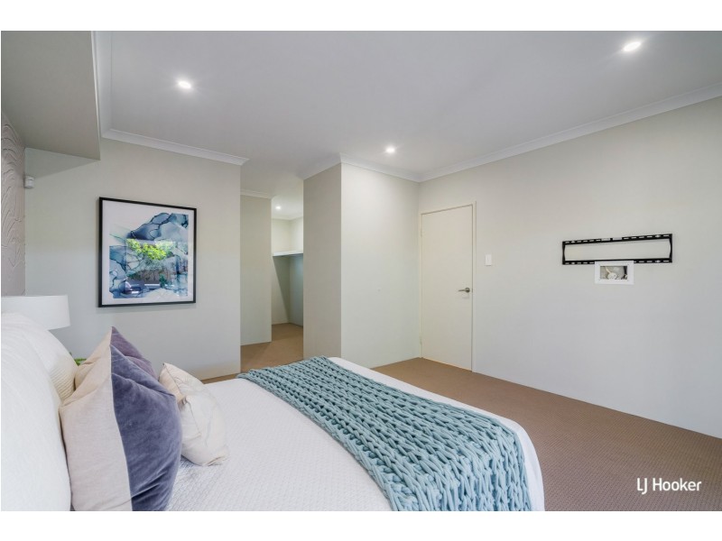9 Melksham Way, Wellard WA 6170