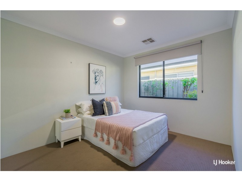 9 Melksham Way, Wellard WA 6170