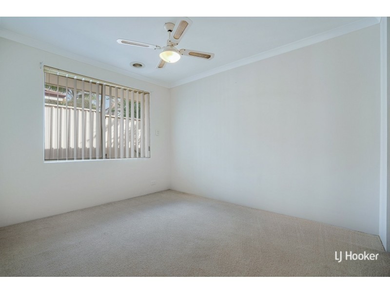5 Gilling Place, Orelia WA 6167
