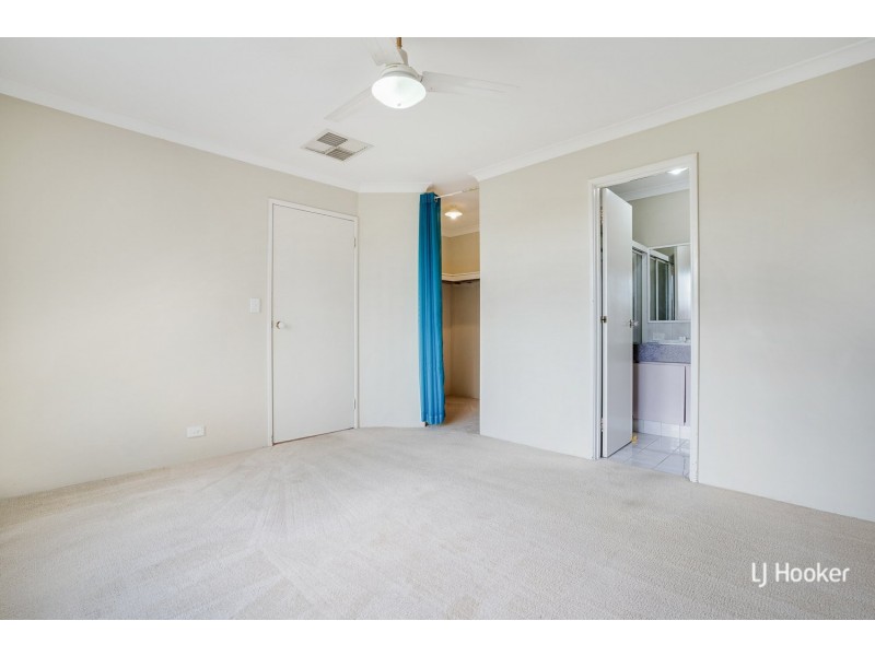 5 Gilling Place, Orelia WA 6167