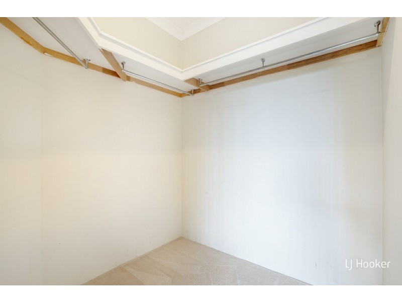 5 Gilling Place, Orelia WA 6167