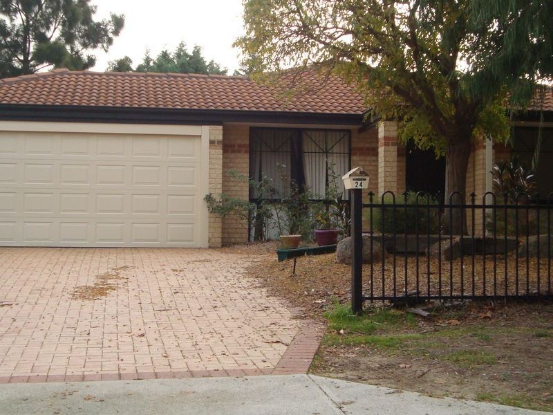 24 Nottingham Parkway, Orelia WA 6167