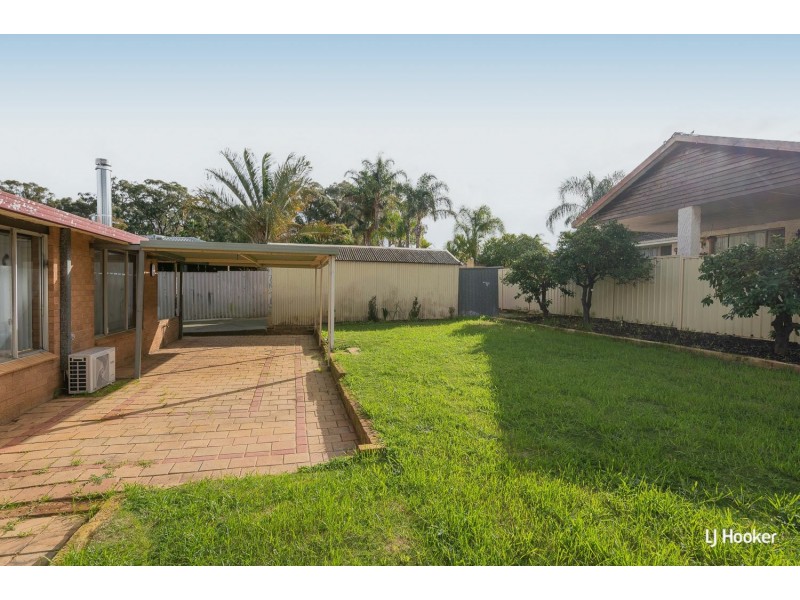 1 Cowling Way, Parmelia WA 6167