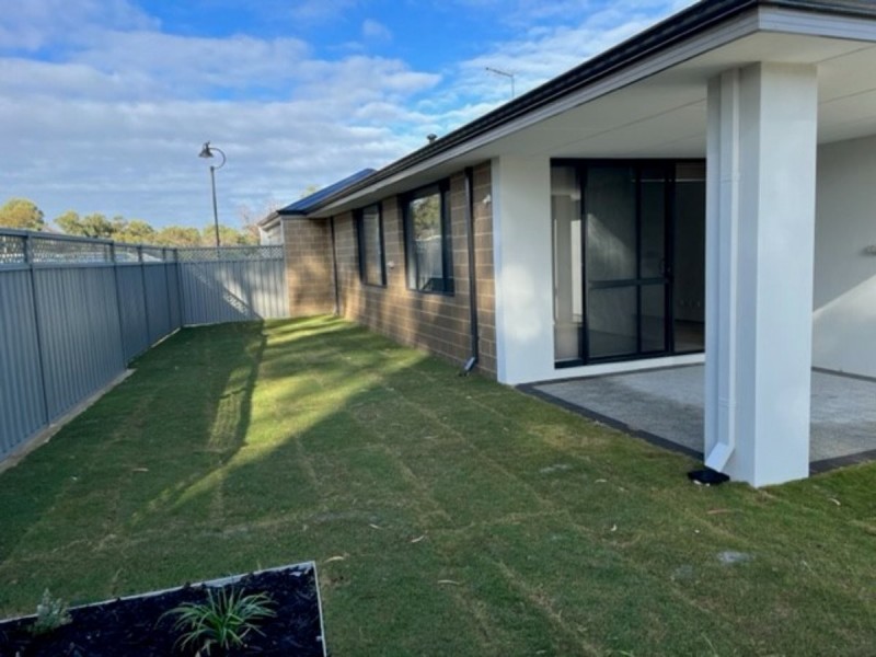 1 Allendale Way, Wellard WA 6170