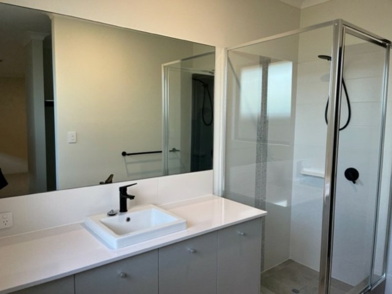 1 Allendale Way, Wellard WA 6170