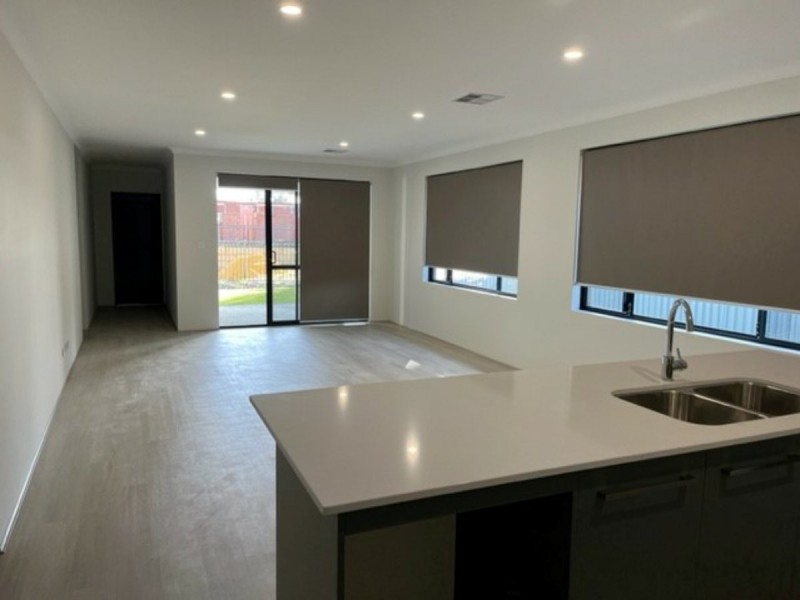 1 Allendale Way, Wellard WA 6170