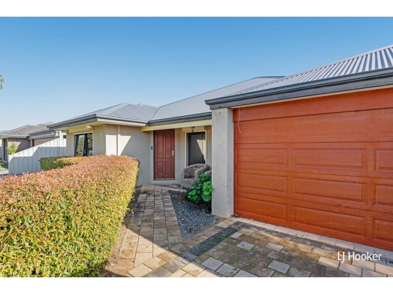 22 Coffs Bend, Secret Harbour WA 6173