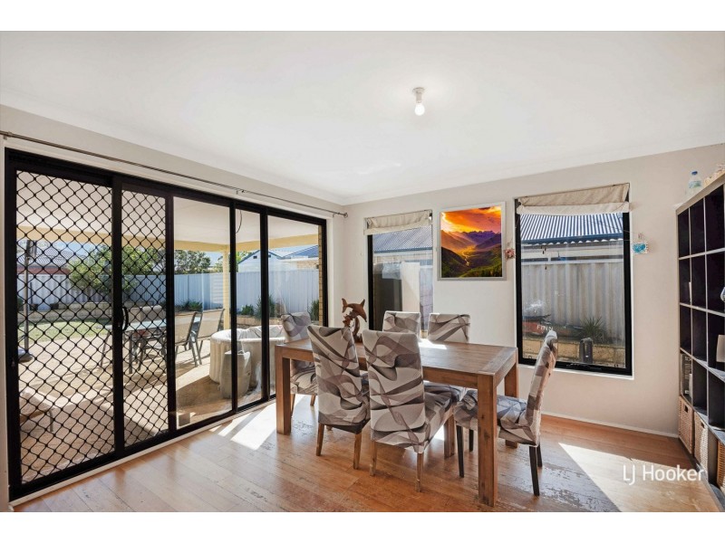 22 Coffs Bend, Secret Harbour WA 6173