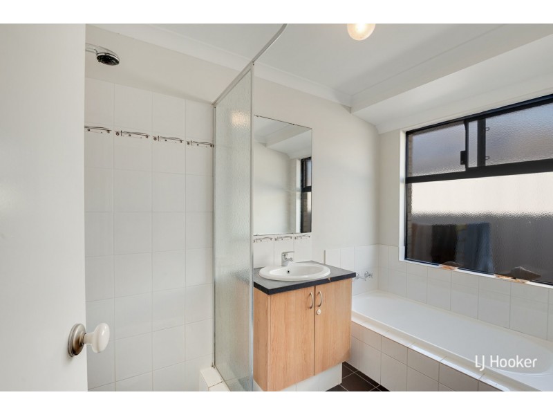 22 Coffs Bend, Secret Harbour WA 6173