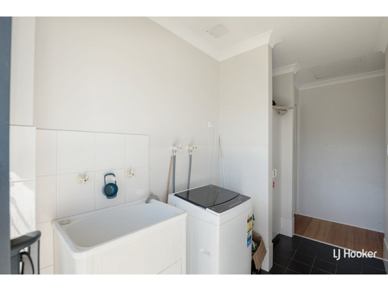 22 Coffs Bend, Secret Harbour WA 6173