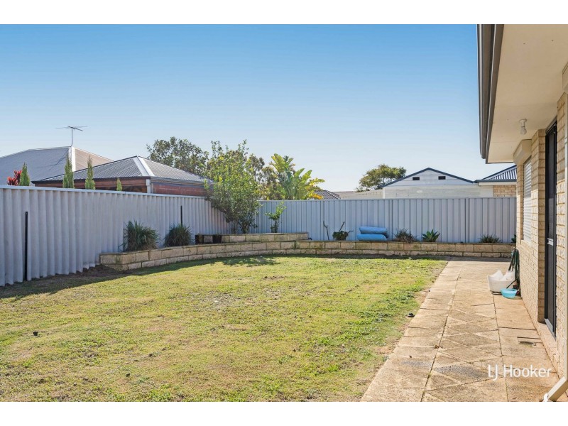 22 Coffs Bend, Secret Harbour WA 6173