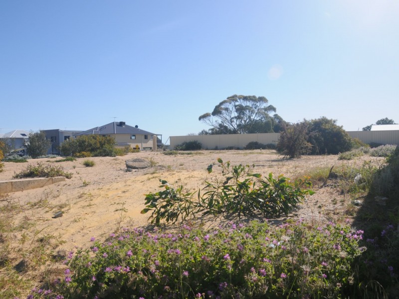 1 Chalgrove Road, Madora Bay WA 6210