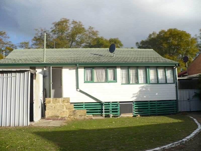 25 Kirkus Road, Medina WA 6167