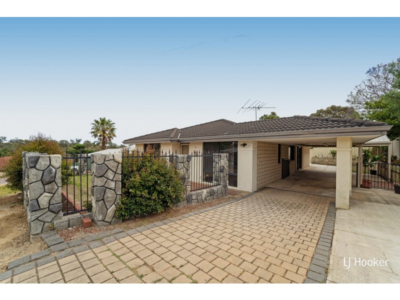 14 McNairn Cross, Leda WA 6170