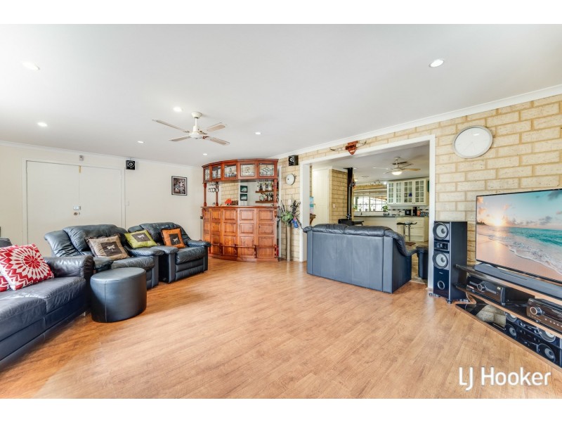 22 Arundel Drive, Wellard WA 6170