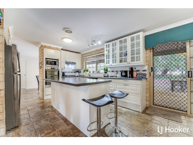 22 Arundel Drive, Wellard WA 6170