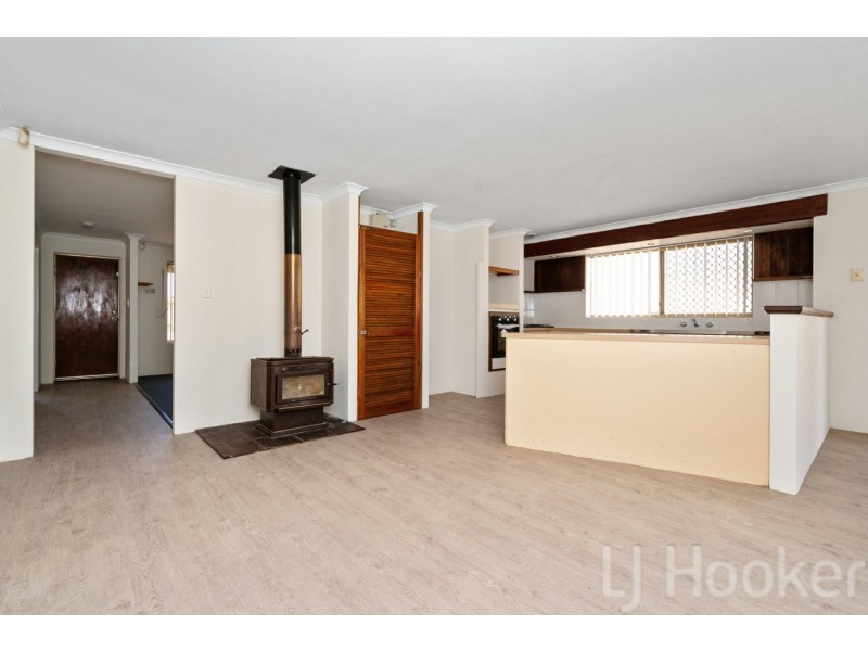 30 Tunnicliffe Street, Parmelia WA 6167