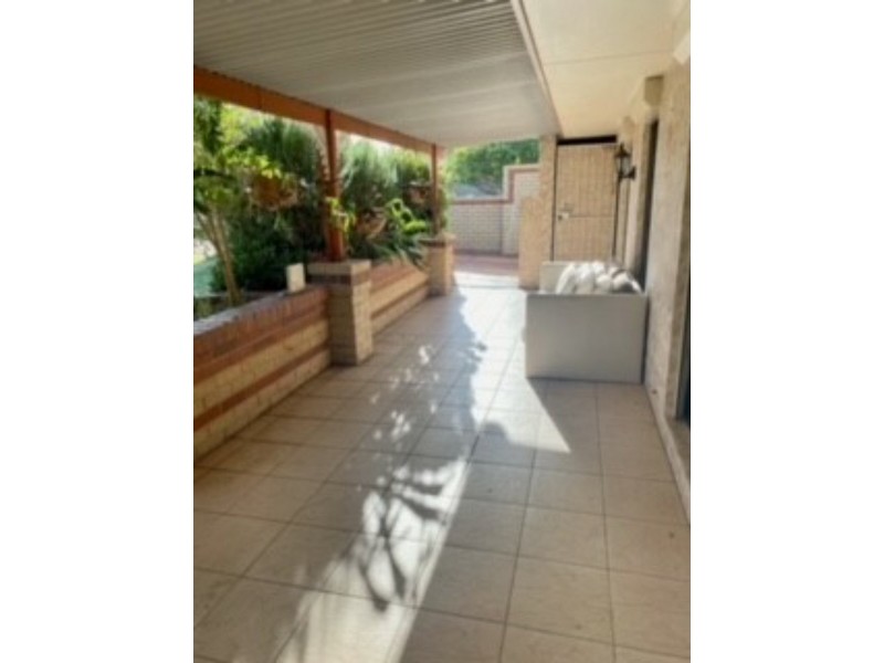 10 Hume Court, Parmelia WA 6167