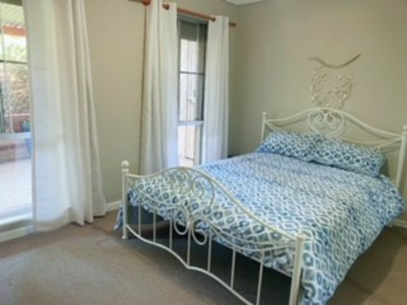 10 Hume Court, Parmelia WA 6167