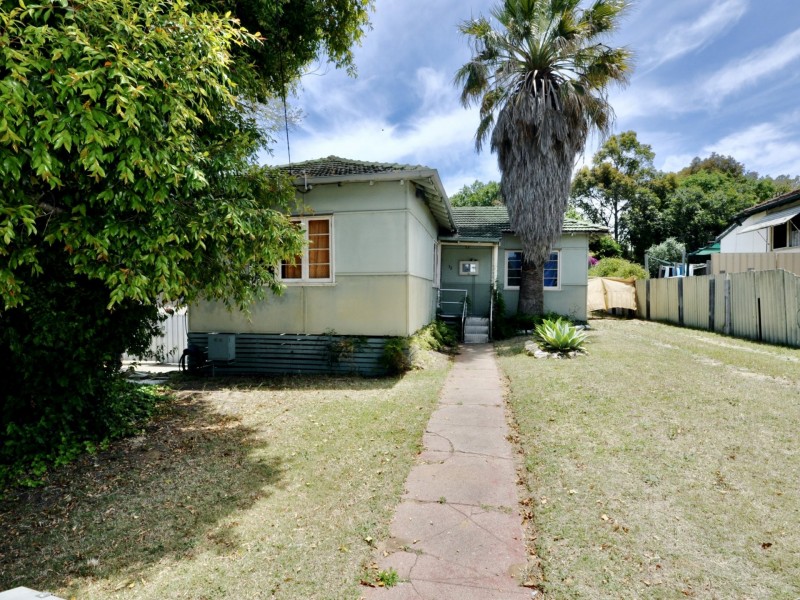 32 Westcott Road, Medina WA 6167