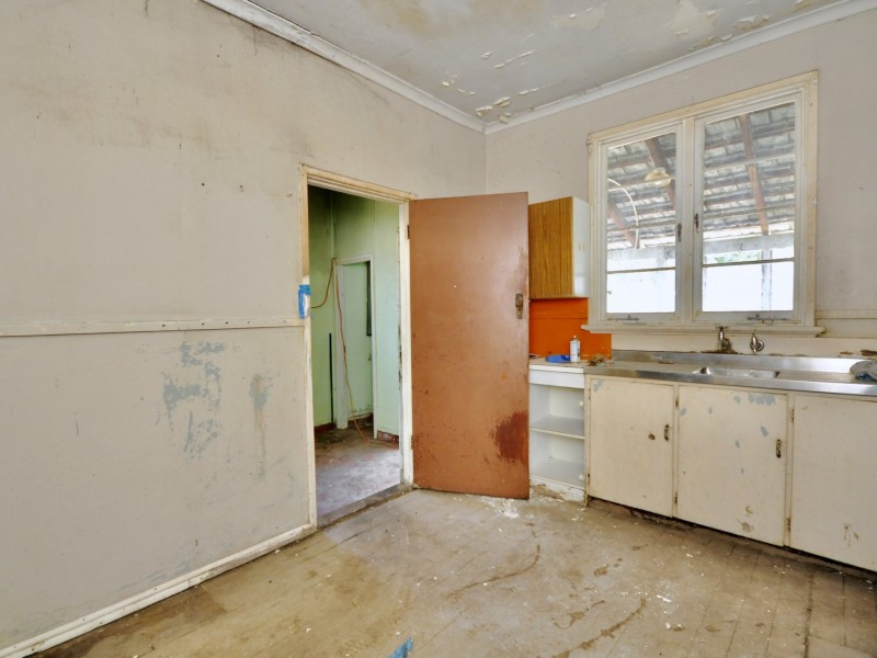 32 Westcott Road, Medina WA 6167