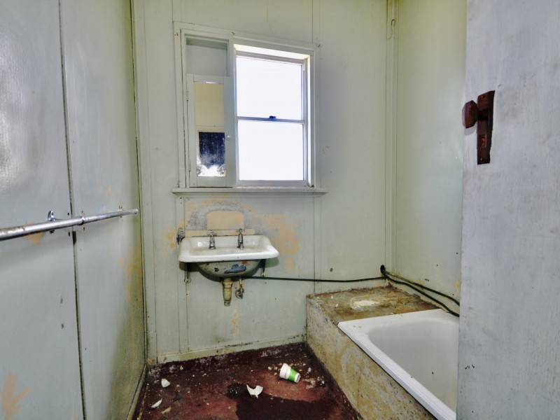 32 Westcott Road, Medina WA 6167