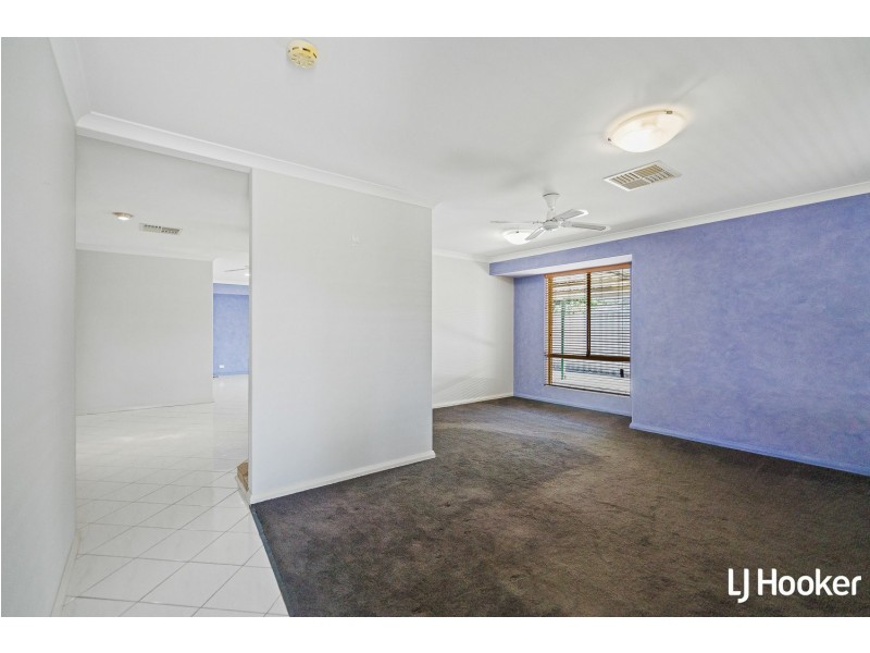 11 Bounty Court, Port Kennedy WA 6172