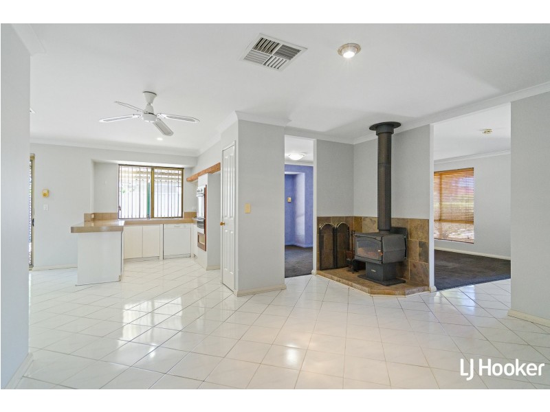 11 Bounty Court, Port Kennedy WA 6172