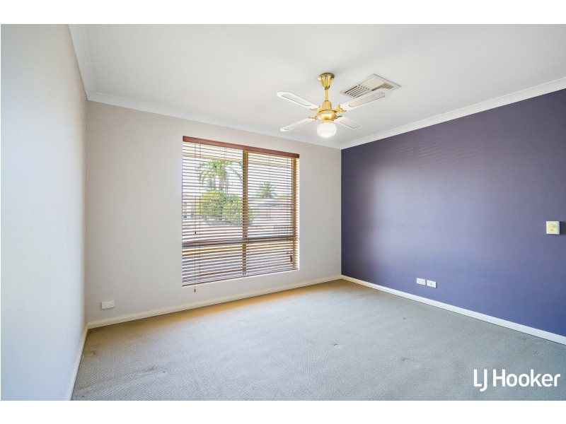 11 Bounty Court, Port Kennedy WA 6172