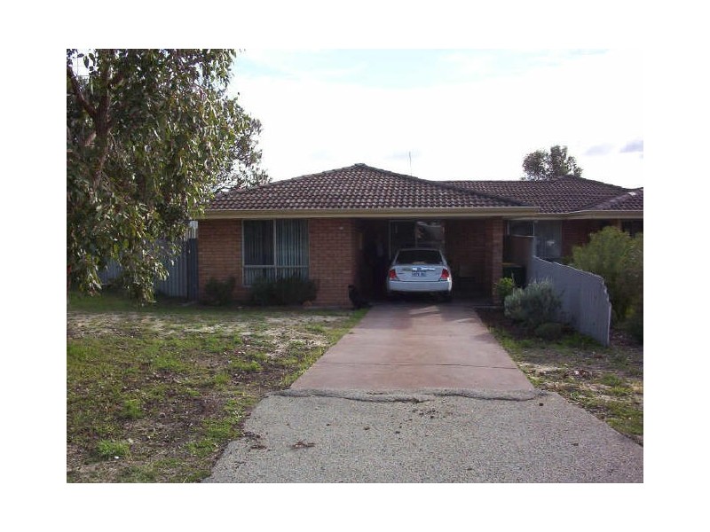 26 Madden Way, Parmelia WA 6167