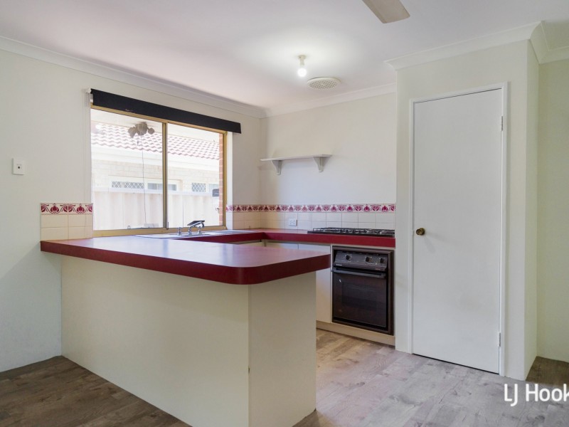 6 Prockter Gardens, Leda WA 6170