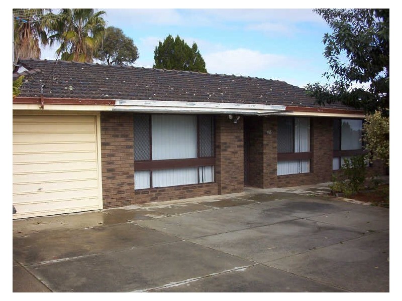 48 Chisham Avenue, Parmelia WA 6167