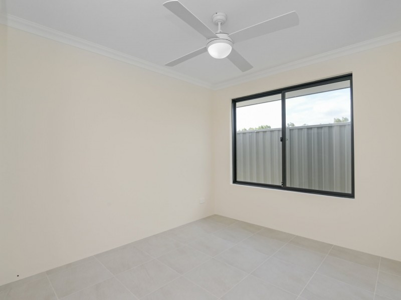 7 Luzula Grove, Byford WA 6122